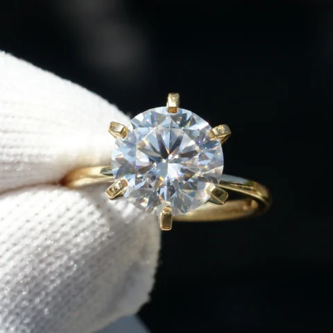 Exclusive 18k Solid Gold Moissanite Women's Engagement ring